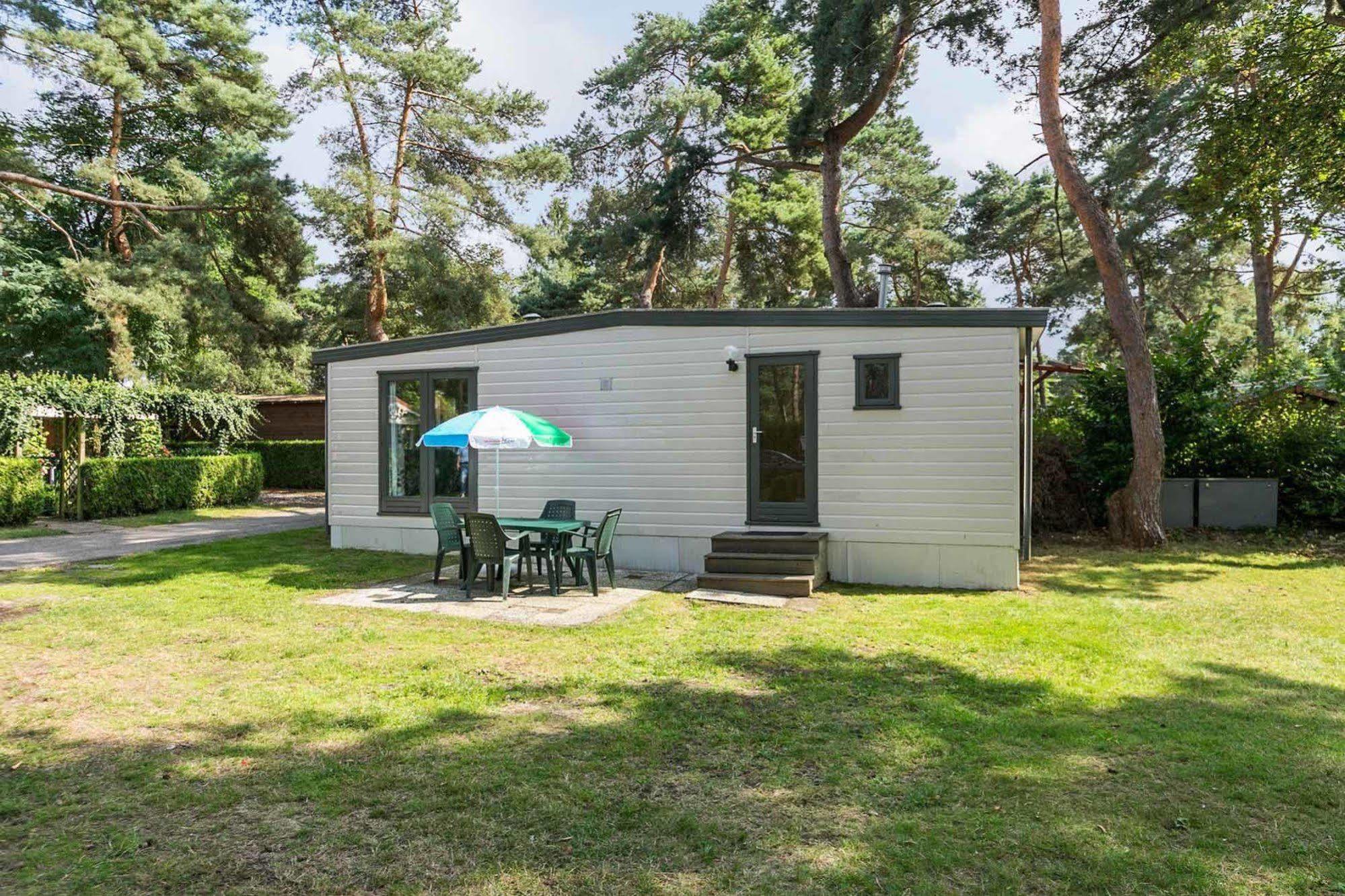 Camping Blauwe Meer Nv Hotel Lommel Exterior photo