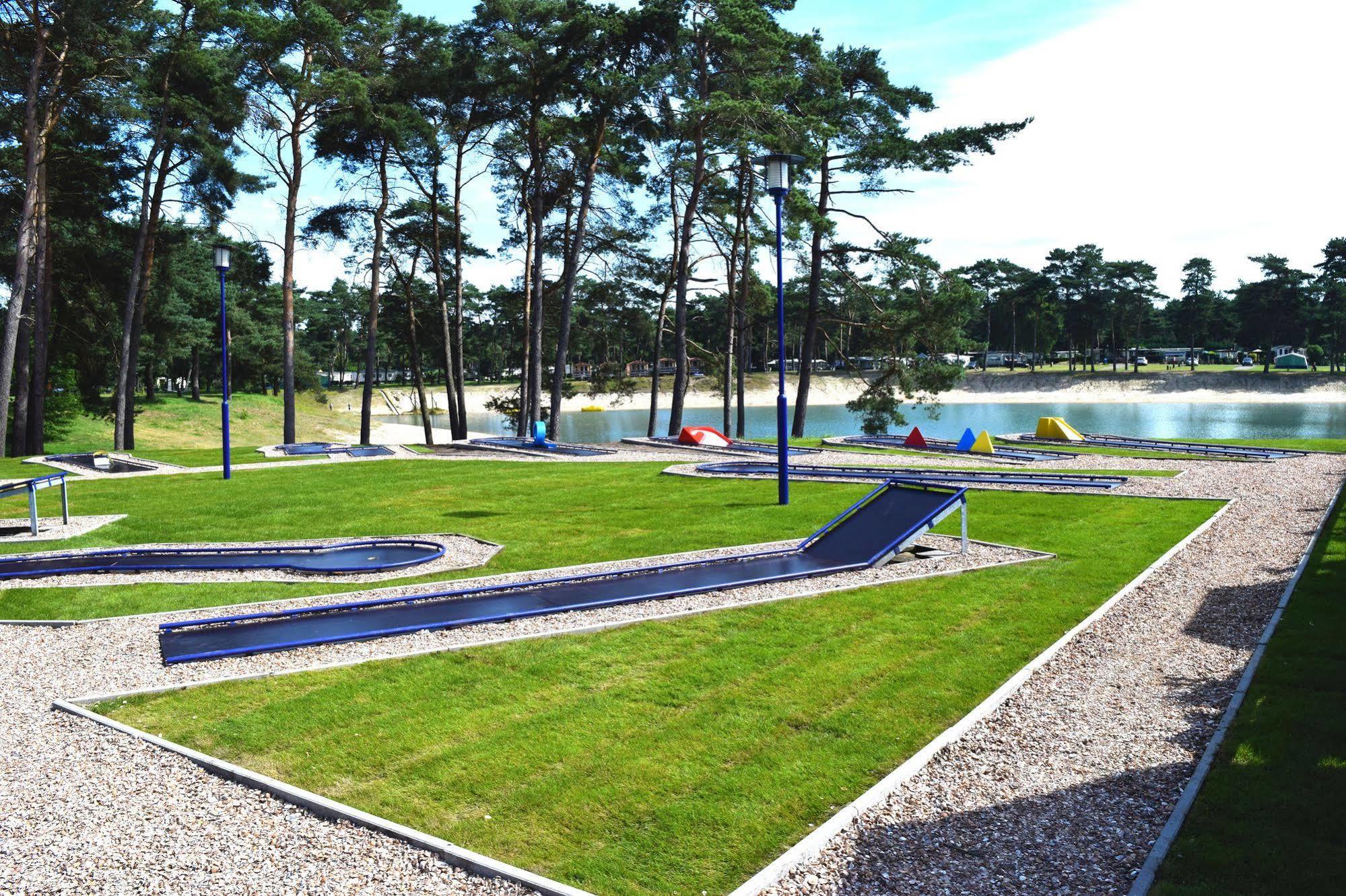 Camping Blauwe Meer Nv Hotel Lommel Exterior photo